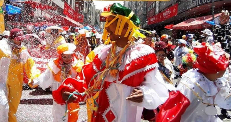 Bolivia se paraliza desde las 15 de este viernes por el carnaval