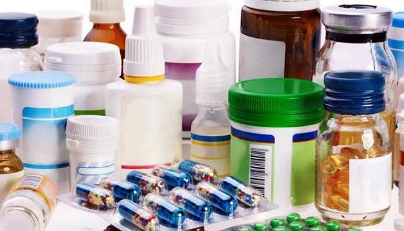 Gobierno plantea disminuir el arancel de los insumos para que baje el precio de los medicamentos