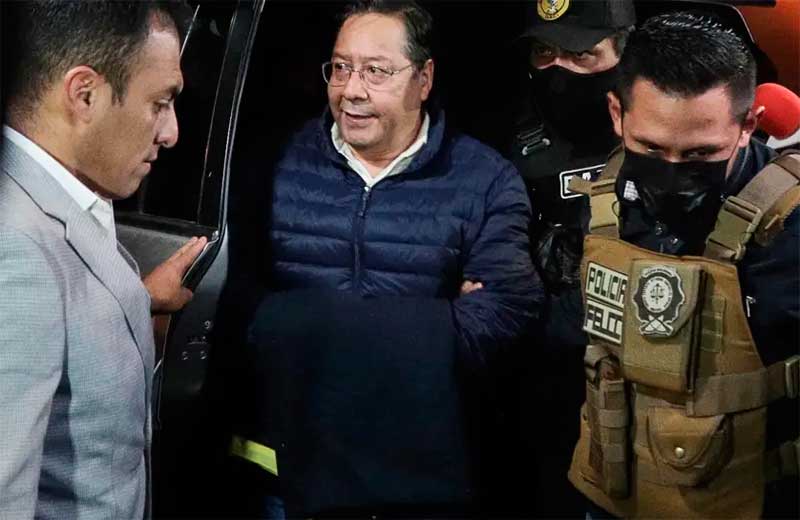 Luis Arce pasó su primera noche en la cárcel de San Pedro