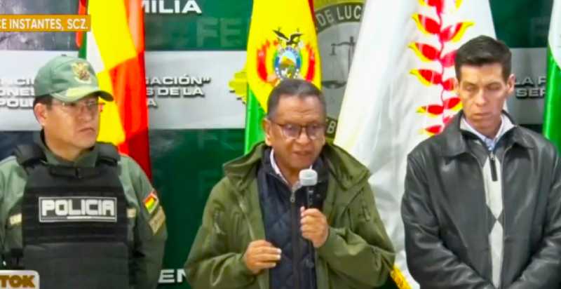 Recuperan medio millón de dólares, joyas y vehículos tras operativos en Santa Cruz y La Paz