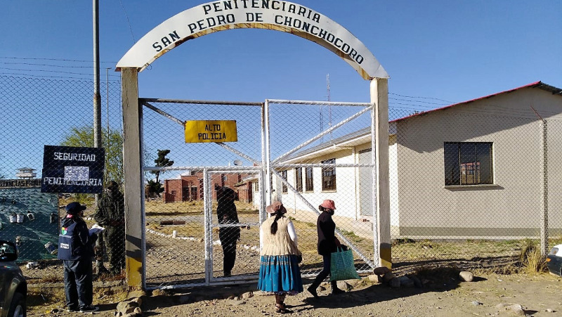 Arrestan a la cúpula policial de la cárcel por fuga de dos peligrosos criminales