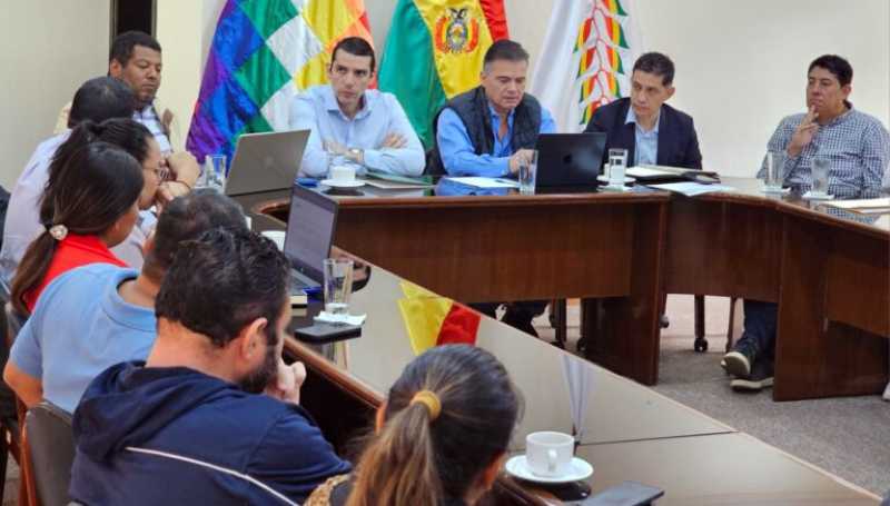 Transporte pesado no puede trabajar con diésel a 17 bolivianos sin subir los fletes