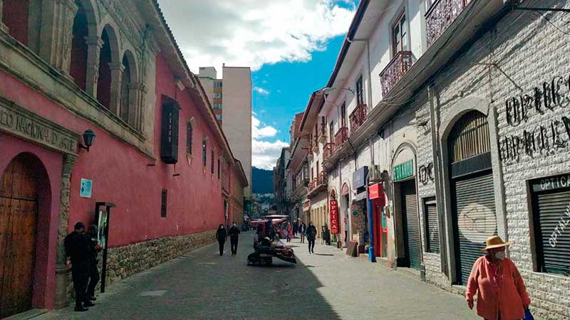 De las aulas virtuales a las pérdidas millonarias: El alto costo del bloqueo paceño